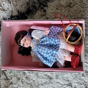 Madame Alexander Wizard of Oz Dorothy